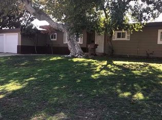1736 Los Robles Dr, Bakersfield, CA 93306