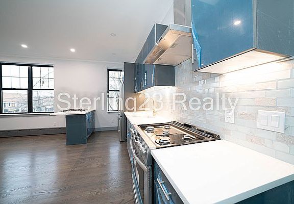 2nd image of 22-75 28th St #2R
