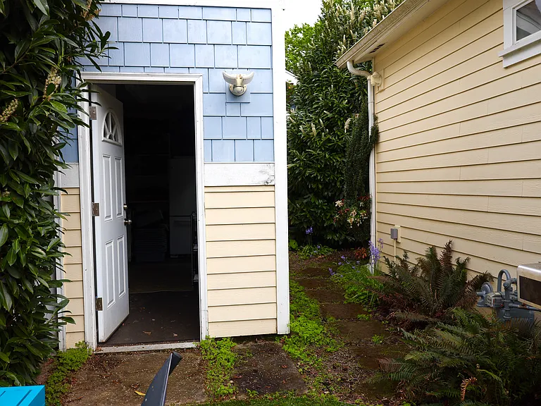 712 SE 42nd Ave — Photo 12