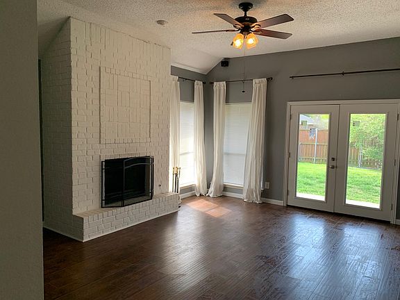 3rd image of 3256 Sailmaker Ln