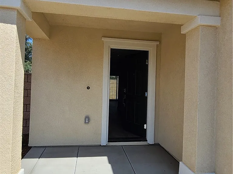 30540 Altima Ct — Photo 3