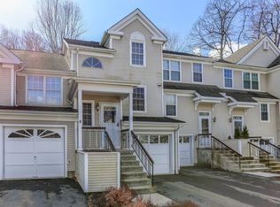 3 Rushmore Ln, Hackettstown, NJ 07840