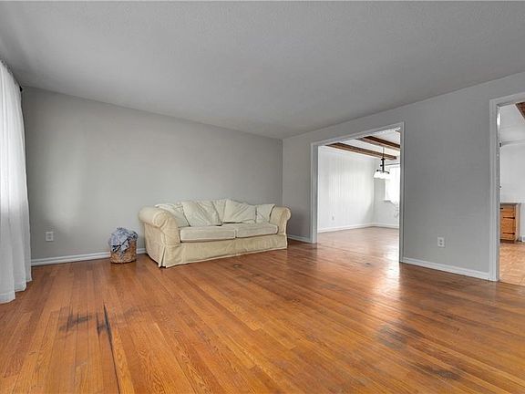 5th image of 2050 Arthur Ave