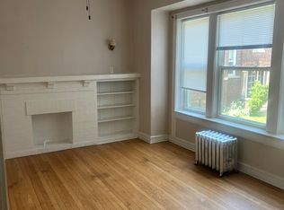 829 W Cornelia Ave APT 1W, Chicago, IL 60657