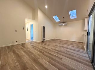 1812 E Carson St APT B, Long Beach, CA 90807