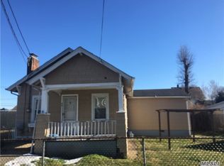 40 Wellington St, Hempstead, NY 11550