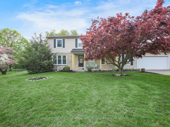 101 Greenfield Dr, Middlebury, IN 46540