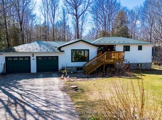 14 Seneca Cres, Tiny, ON L9M0C9