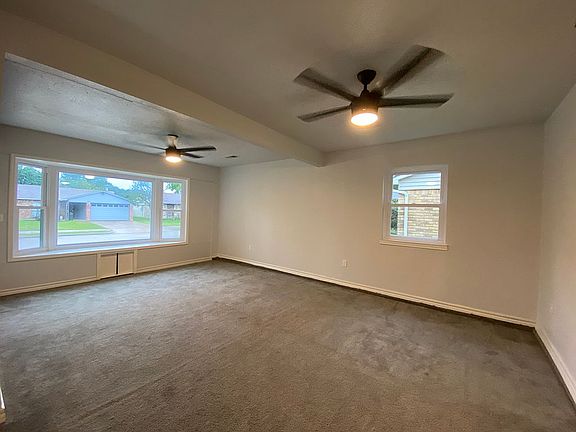 5th image of 213 Long Canyon Dr