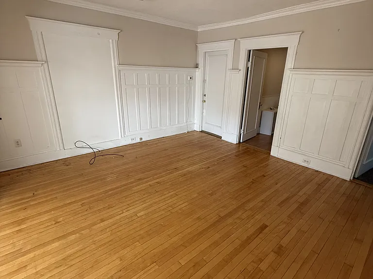 595 Chestnut St #1 — Photo 6