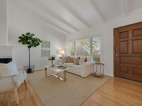 5th image of 1842 Royal Ave
