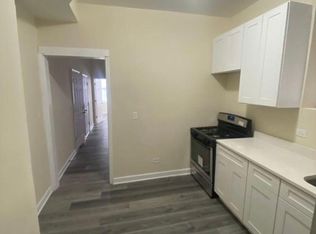 1434 W Flournoy St #1F, Chicago, IL 60607