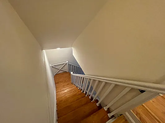 Rented by Metropolis International Realty Inc. | media 16