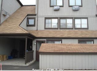 7 Pineview Dr #7B, Branford, CT 06405