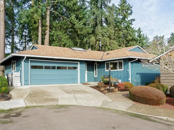 16595 SW Queen Mary Ave, King City, OR 97224