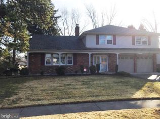 21 Bryant Rd, Turnersville, NJ 08012