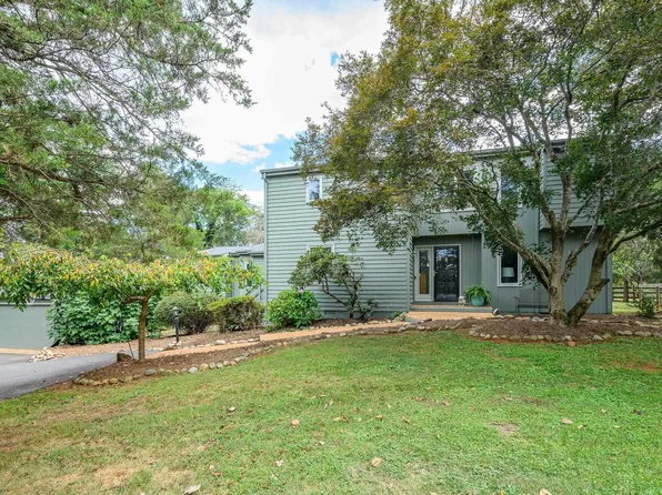 2635 Holkham Dr, Charlottesville, VA 22901