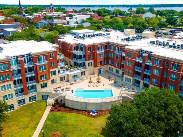 306 Sky Sail Boulevard #306, New Bern, NC 28560