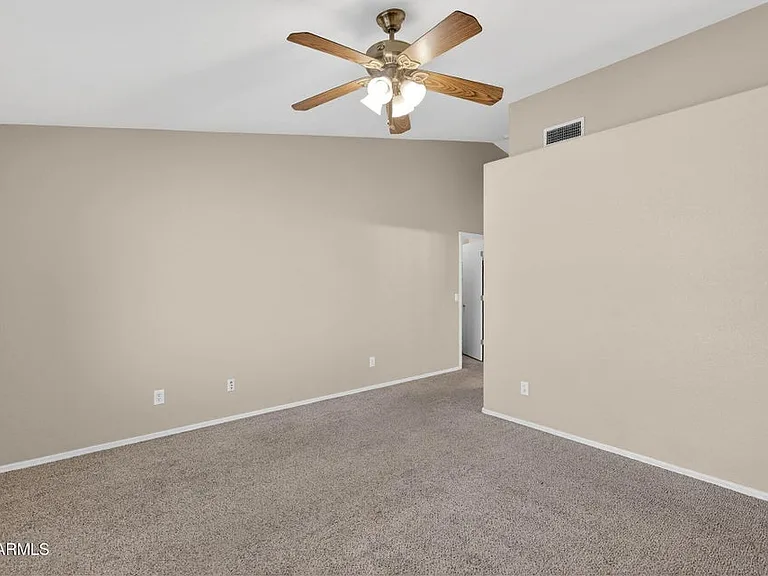 1040 W Seagull Dr — Photo 17