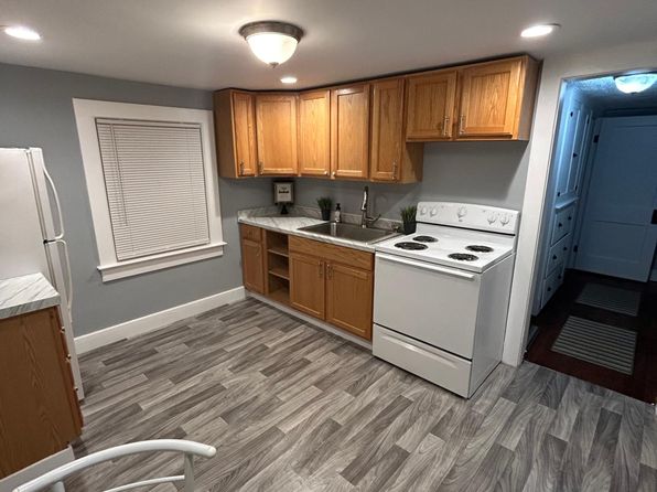 51224 Base St #3