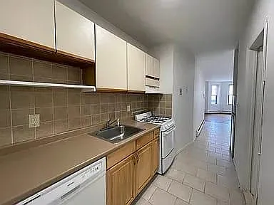 3027 Kennedy Blvd #34 — Photo 5