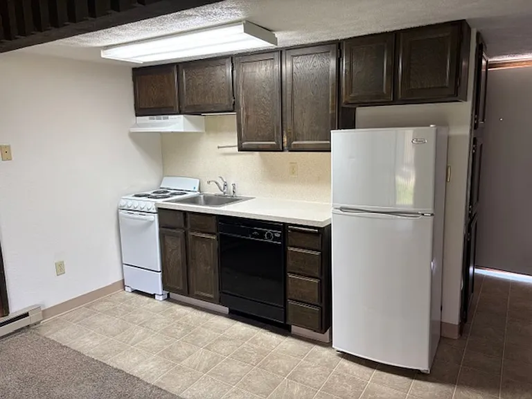 312 N University Rd — Photo 3