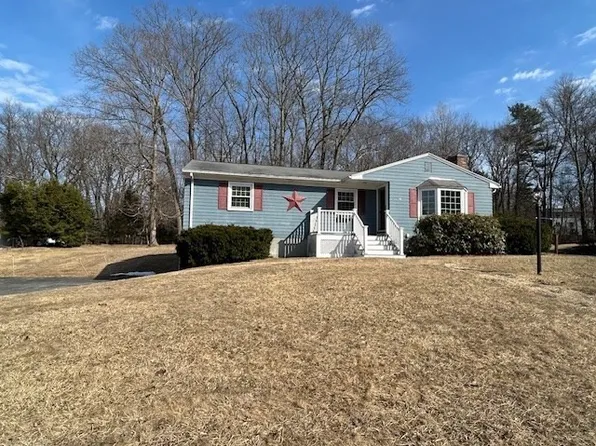 18 Old Meetinghouse Rd, Auburn, MA 01501