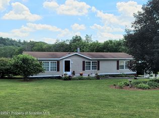 1206 Whites Ferry Rd, Falls, PA 18615