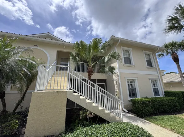 200 Mirabella Cir, Venice, FL