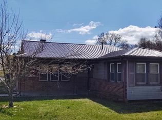 125 Ruth St SW, Abingdon, VA 24210