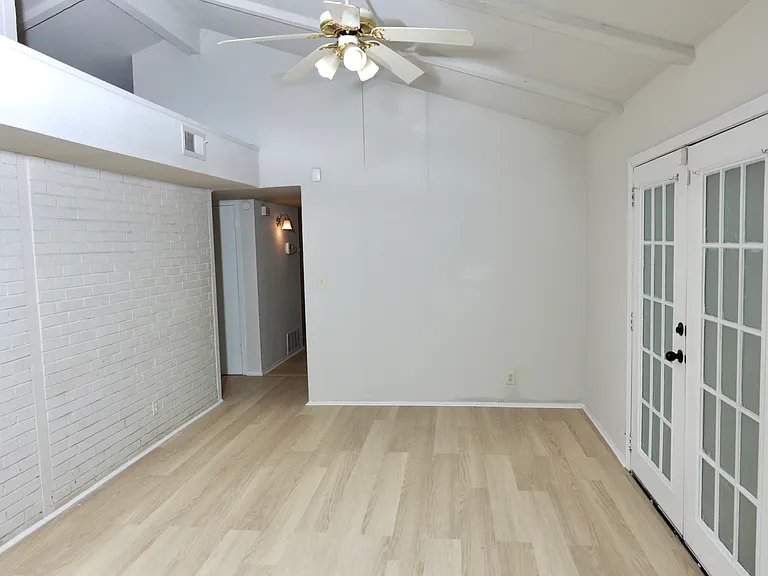 6606 Benhill — Photo 24