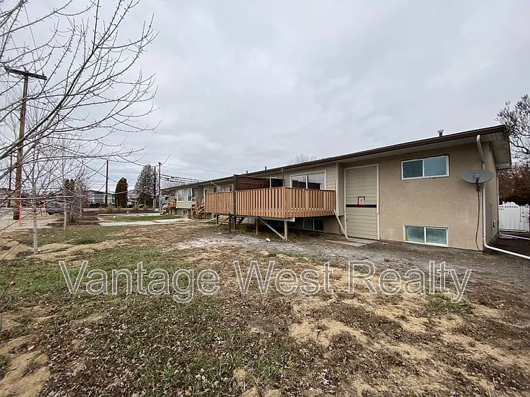 630 Belgo Rd #D — Photo 25