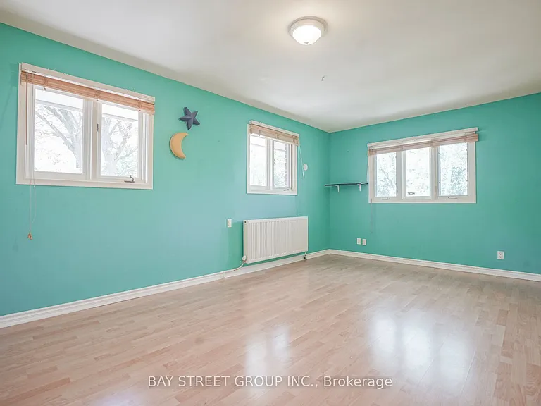 28 Wembley Ave — Photo 20
