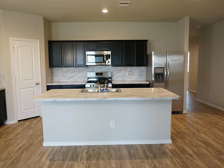 20911 Iris Bloom St — Photo 5
