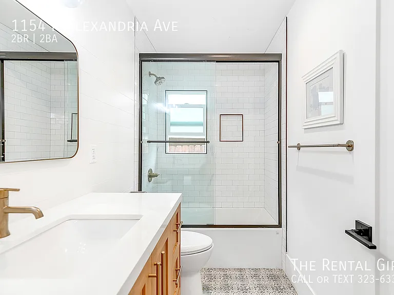 1154 N Alexandria Ave — Photo 28