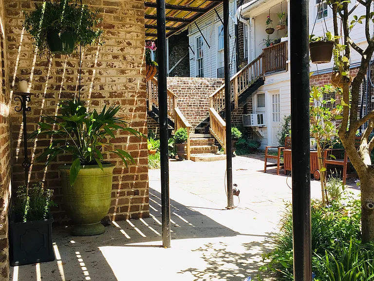 122 W Jones St #B — Photo 21