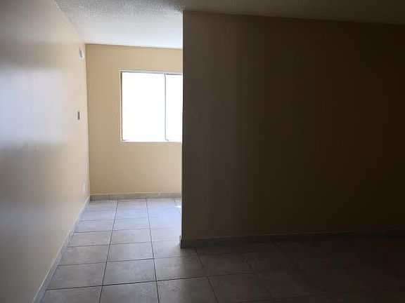 4th image of 15835 Vanowen St APT 116