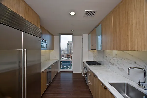 Rented by DSA Realty | media 20