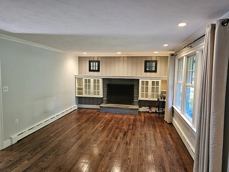 Main Level - Living Room