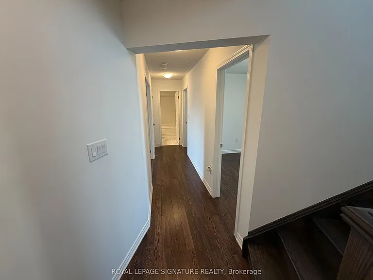 1392 William Halton Pkwy W — Photo 23