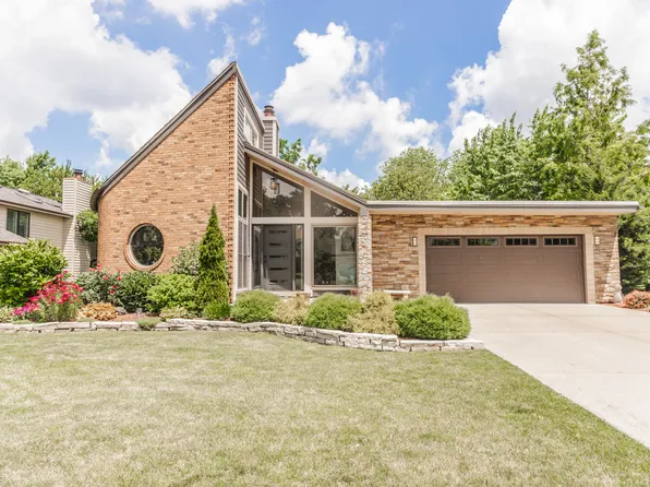 908 Claremont Dr, Downers Grove, IL 60516