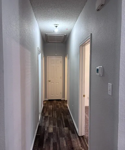 1300 Rosewood Ln — Photo 12