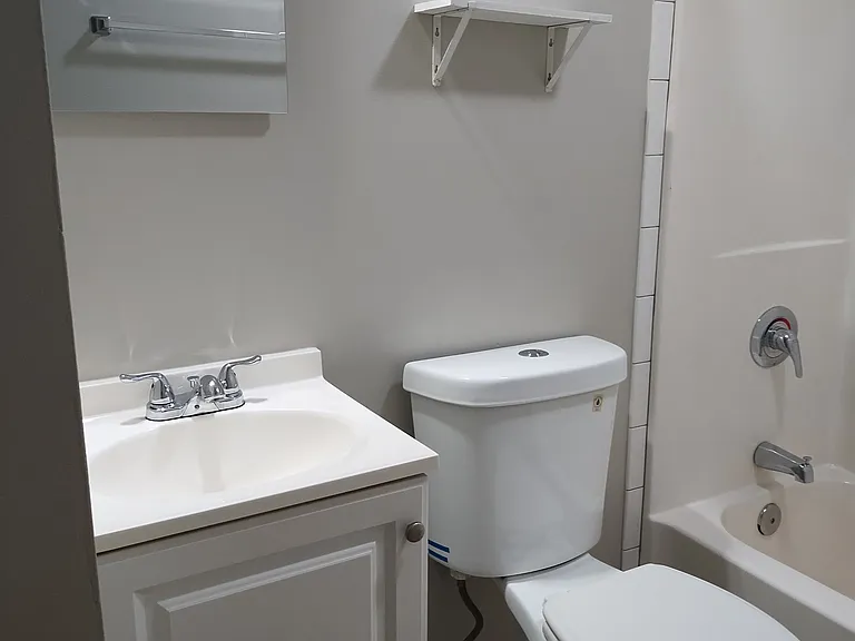 1920 Dallas Ave #5 — Photo 10