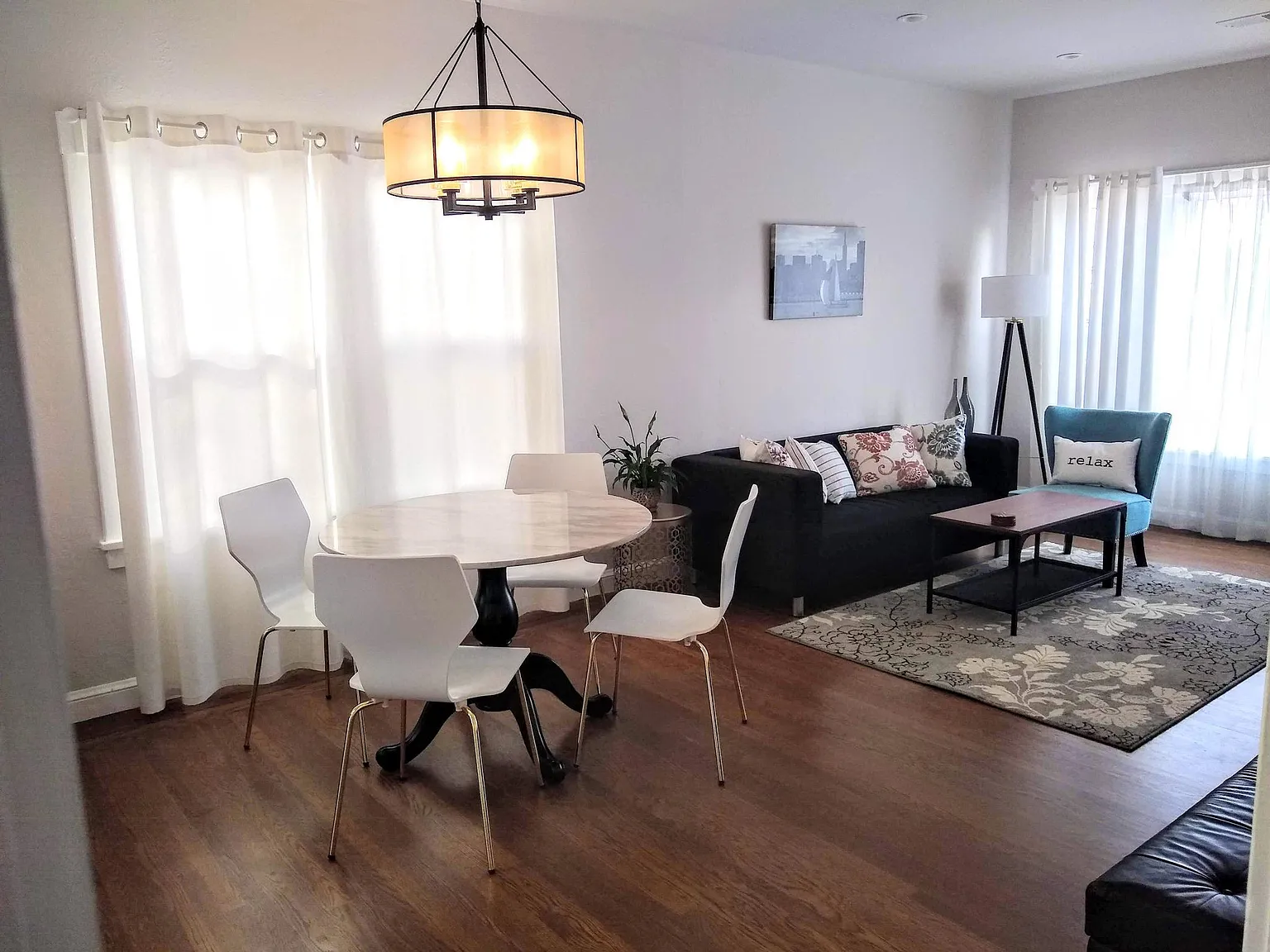 2 bed, 1.5 bath, 1500 sqft, $4,400 — Photo 2