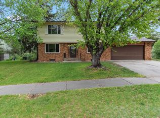 3520 Arizona St, Rapid City, SD 57701