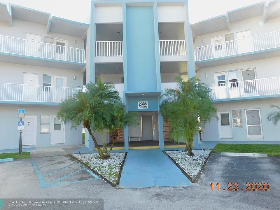 1st image of 2309 Park Ln APT 216