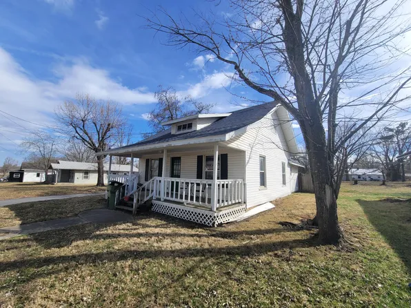 700 West 1st Street, Mountain Grove, MO 65711