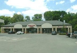 2nd image of 1071 Freedom Rd