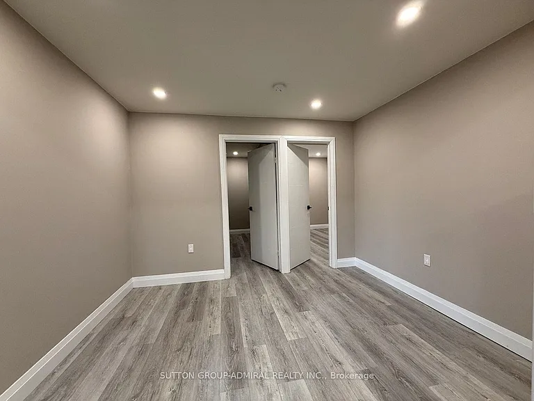386 Irene Dr — Photo 27