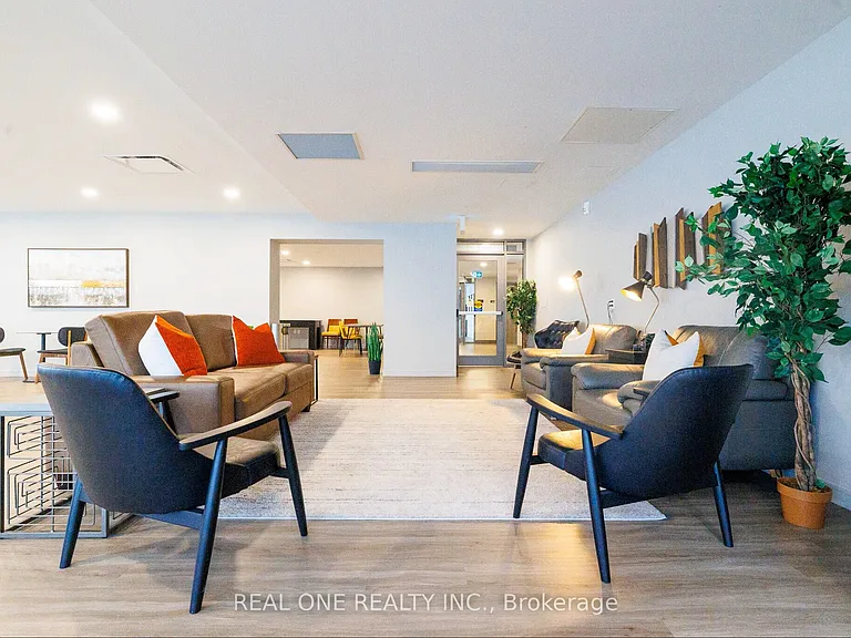 49 Walnut St S #1205 — Photo 40
